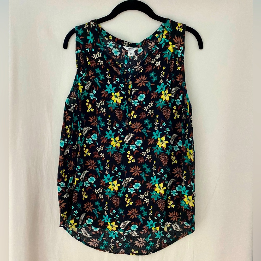 Sonoma flowy top size Medium